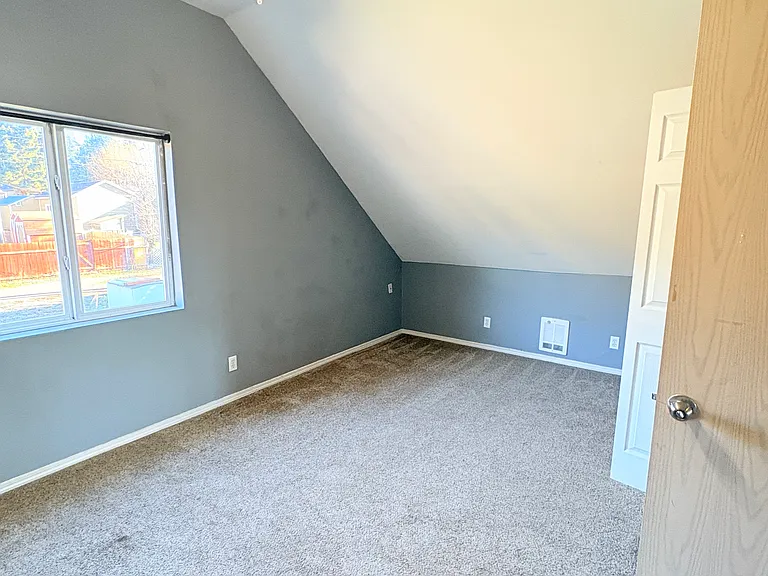 8041 State Route 903 — Photo 13