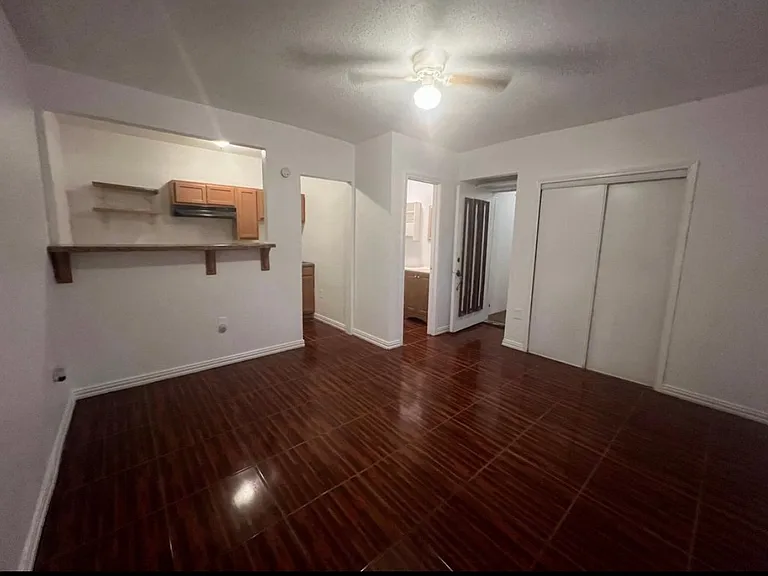 6004 Pinto Cir — Photo 11