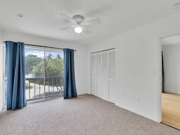 98402 Windward Ave #98402 — Photo 14