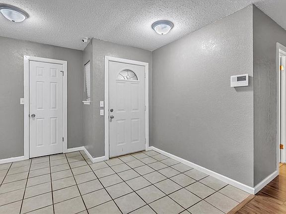 5th image of 1124 SW 77th Pl