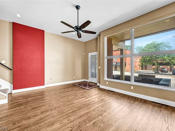 4th image of 11901 Detroit Ave