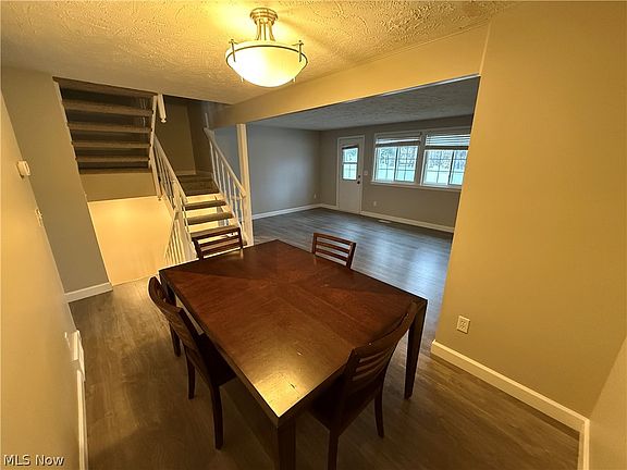 5th image of 7415 N Chestnut Commons Dr