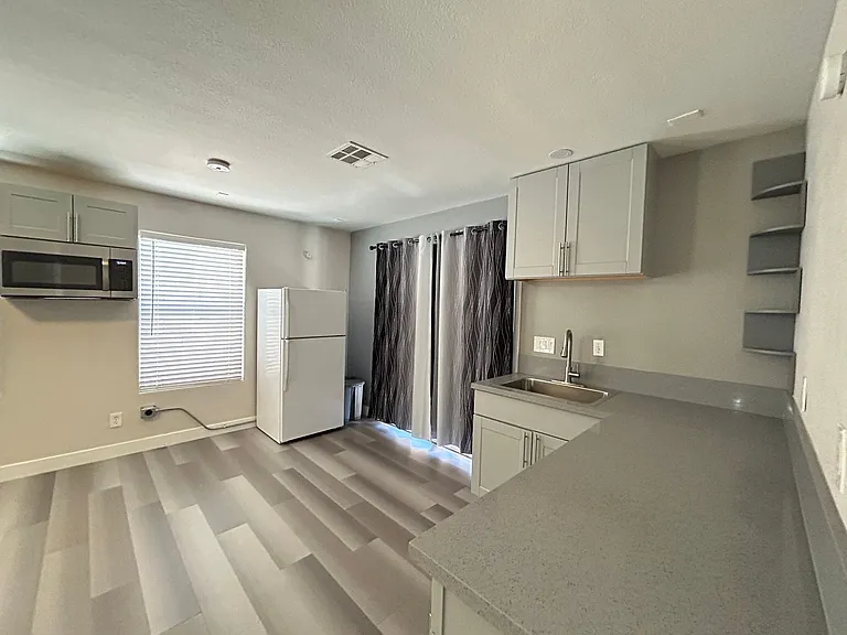 6538 Elm Spring Ct — Photo 18
