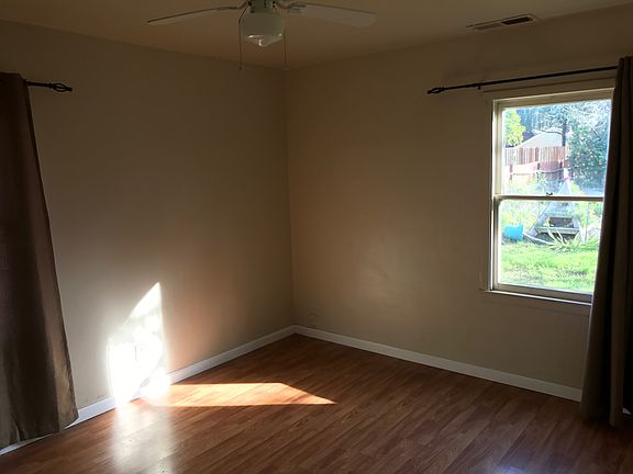 5th image of 2848 2nd Ave