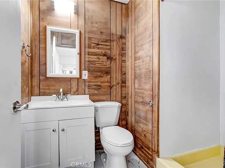 6904 Royer Ave — Photo 7