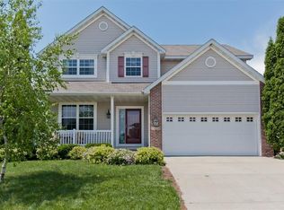 5614 Wheatland Dr SW, Cedar Rapids, IA 52404