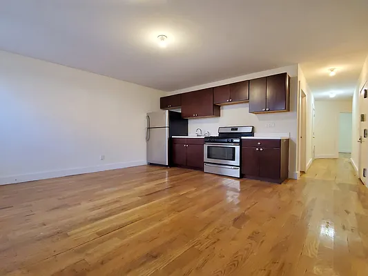 Rented by Sunshine Management Group, LLC | media 1