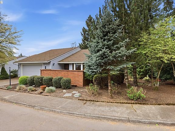 2nd image of 9620 SW Brentwood Pl
