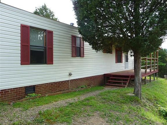 2nd image of 122 Granny Davis Way