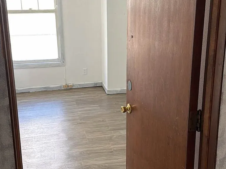 438 N Frances St #3 — Photo 4