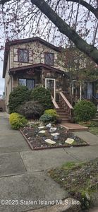 180 Travis Ave, Staten Island, NY, 10314