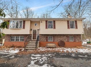 749 Dotters Corner Rd, Kunkletown, PA 18058