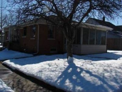 7430 16th Ave, Kenosha, WI, 53143