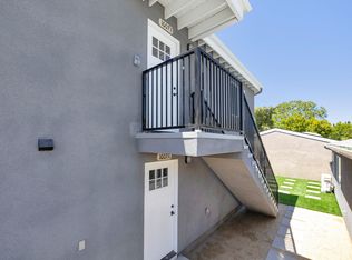1607 Vuelta Grande Ave #B, Long Beach, CA 90815