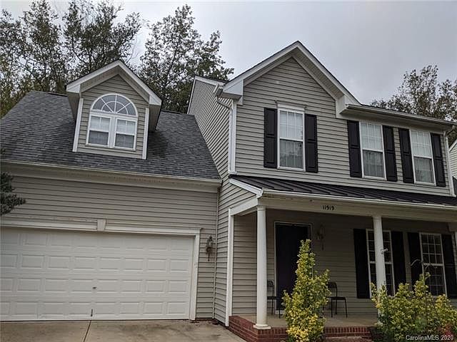1st image of 11919 Royal Castle Ct