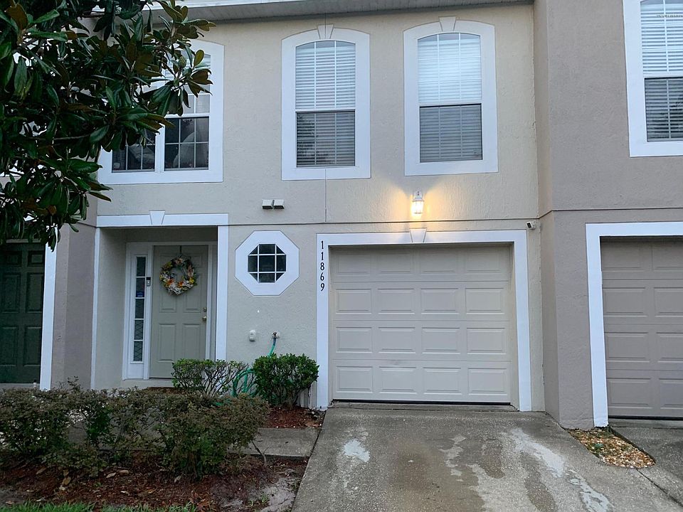 1st image of 11869 Lake Bend Cir