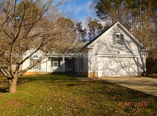 1867 Colin Creek Ln, Charlotte, NC 28214