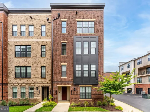 7474 Backett Wood Ter, McLean, VA 22102