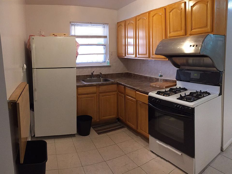 1st image of 5935 174th St #1FL