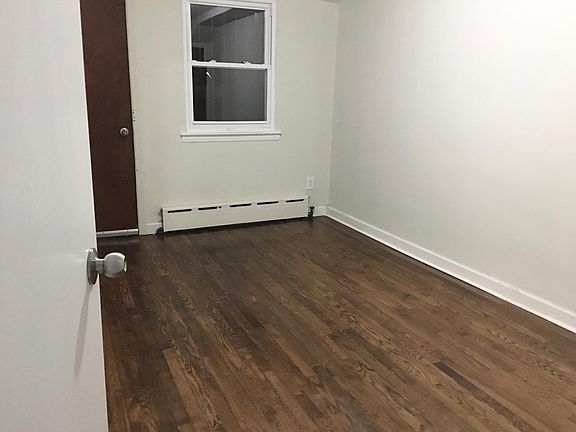 3rd image of 2755 Bronxwood Ave Floor 2
