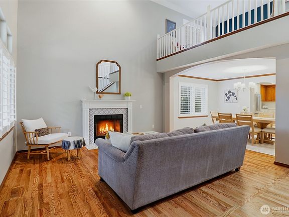 4th image of 9632 Regency Loop SE