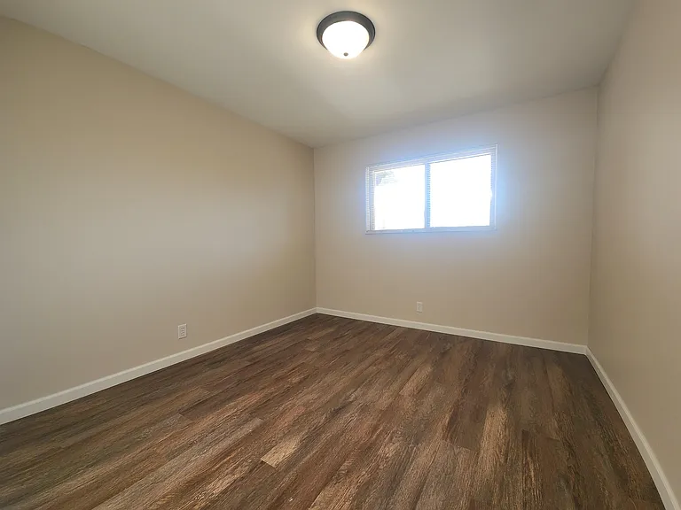 246 Hood St #11 — Photo 6