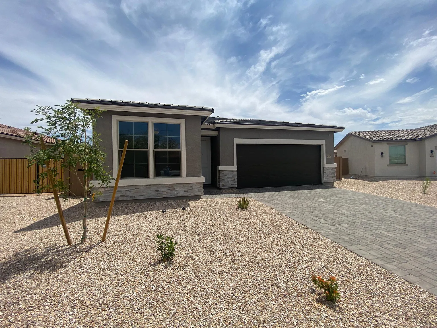 1615 E Paul Dr — Photo 3