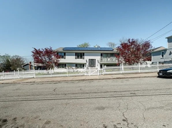 58 Last St, Fall River, MA 02724