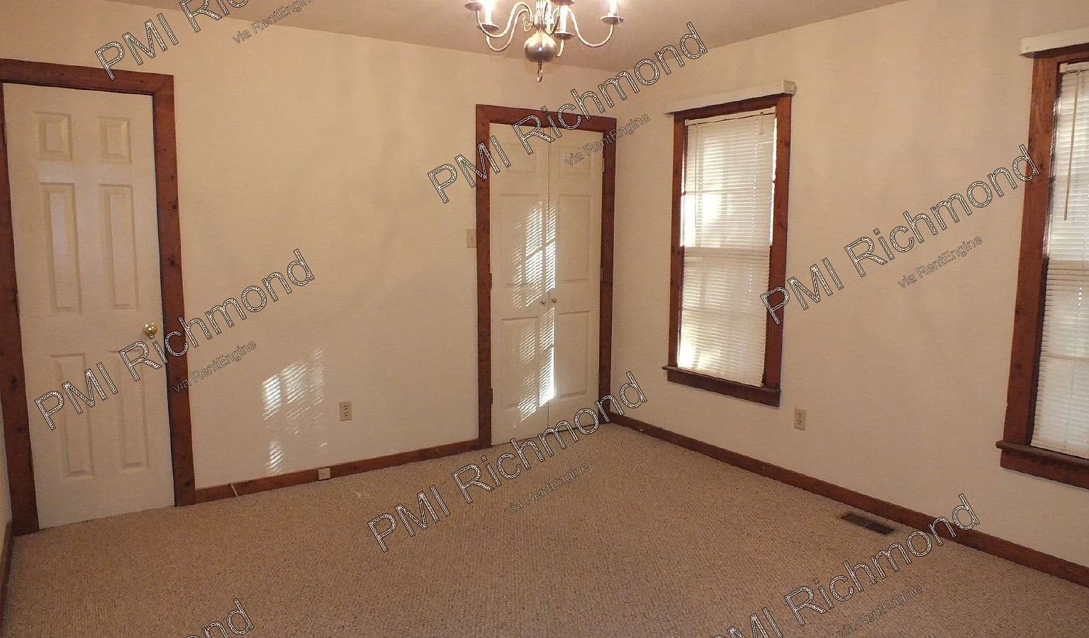 3 bed, 2.0 bath, 1400 sqft, $1,995 — Photo 3