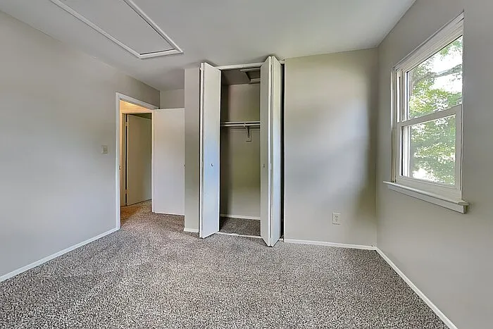 8 Lasonia Way — Photo 15