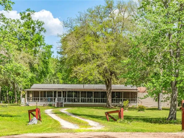 363 David Dr, Woodbine, GA 31569