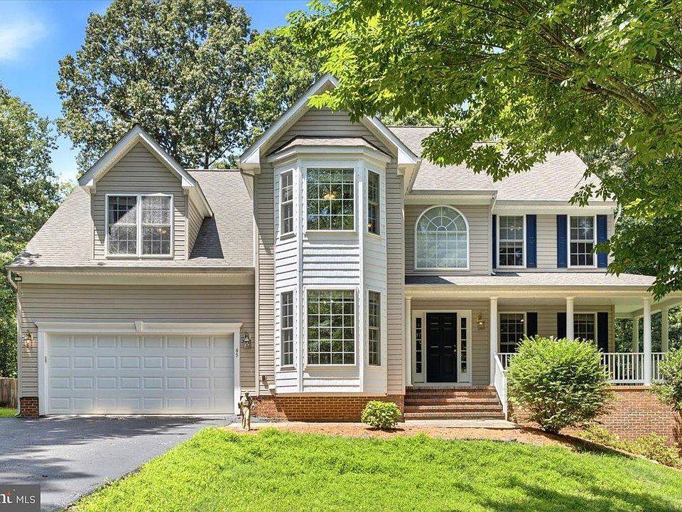1st image of 65 Lindsey Ln