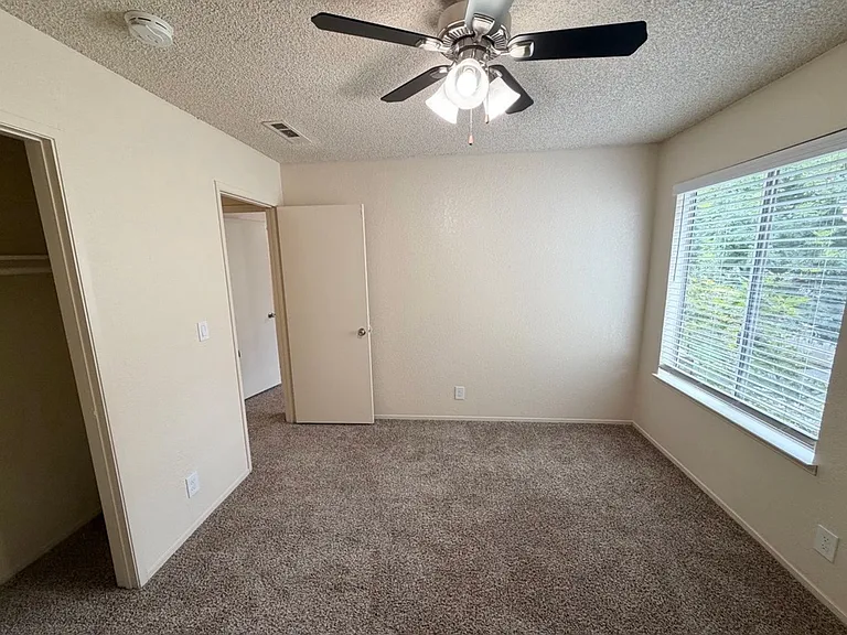 Merit Manor Apartments — Photo 50