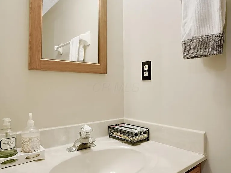 3568 Frenchpark Dr — Photo 12