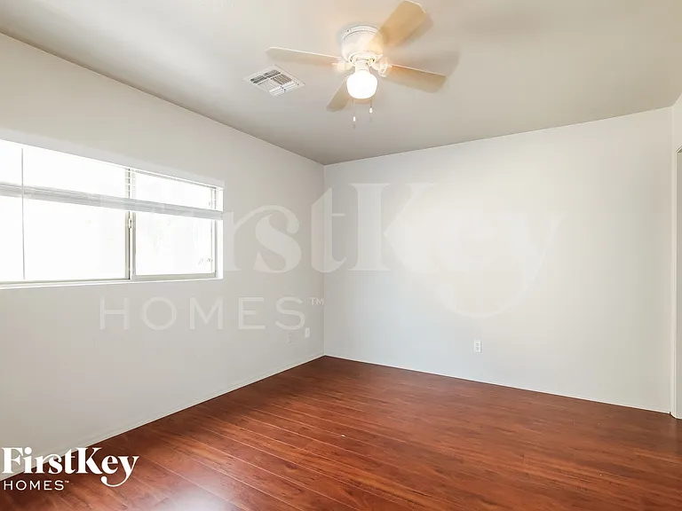 15029 W Larkspur Dr — Photo 11