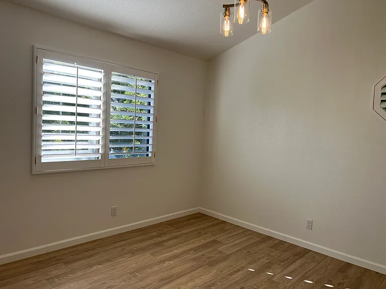1024 Paloma Ave #1024 — Photo 12