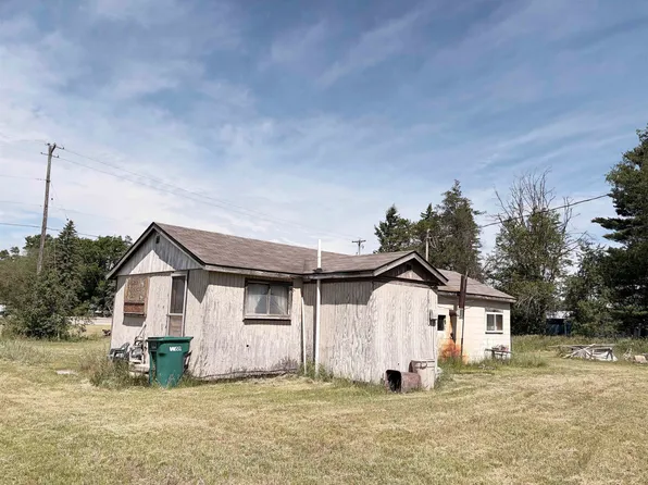 4792 N Clare Ave, Harrison, MI 48625