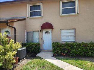 15250 SW 80th St APT 4, Miami, FL 33193