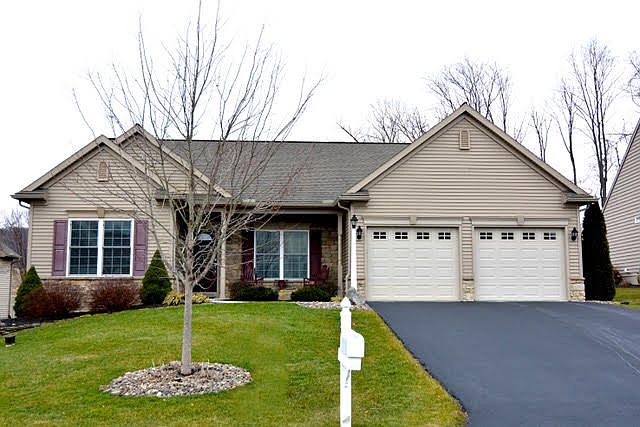 1st image of 291 Copper Beech Ln