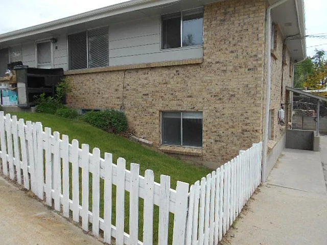 3234 W Fairview Pl #4 — Photo 9