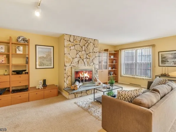 101 C-3 East Oak, Oakland Boro, NJ 07436