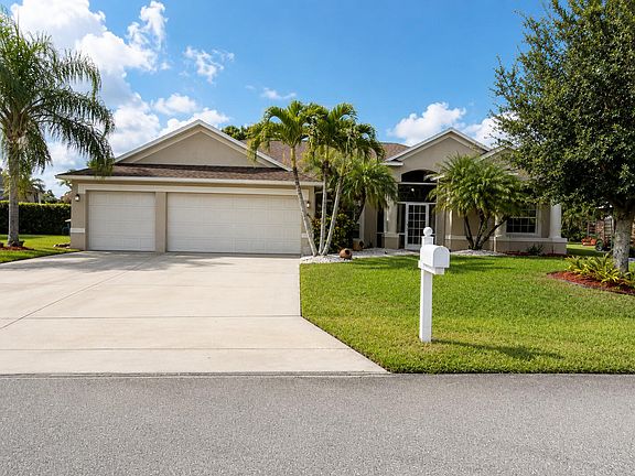 2nd image of 2811 Serenity Circle S