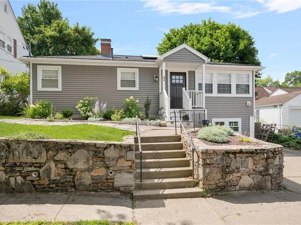 64 Royal Ave, Providence, RI 02908