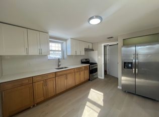 302 Delano Pl #2B, Fairview, NJ 07022