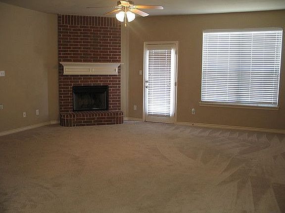3rd image of 1232 Rosewood Ct