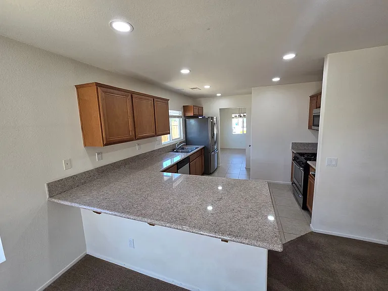 5212 Split Rock Ave — Photo 3