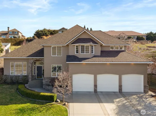 2021 Broadhurst Place, Wenatchee, WA 98801