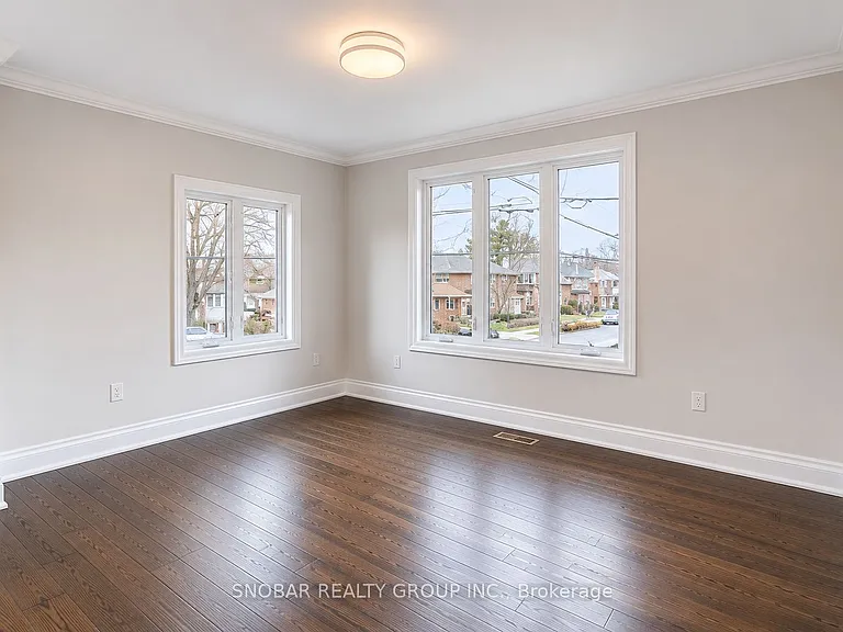 1 Aura Lea Blvd — Photo 9