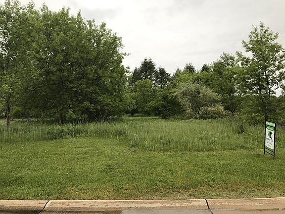 3rd image of 3323 Wyngate Mdw