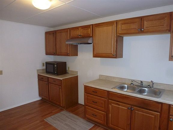 4th image of 205 S Catherine St #1